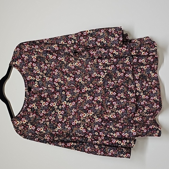 Time and Tru floral peasant top, bell sleeve, ruffle bodice, blk yellow red - Picture 4 of 11